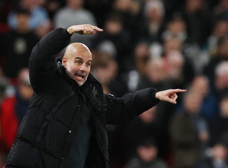 2024-12-01t170851z1071889947up1ekc11bmpgsrtrmadp3soccer-england-liv-mci-report-1733102172642526690972 Cách Pep Guardiola đáp trả người hâm mộ của Liverpool - Ảnh 1.