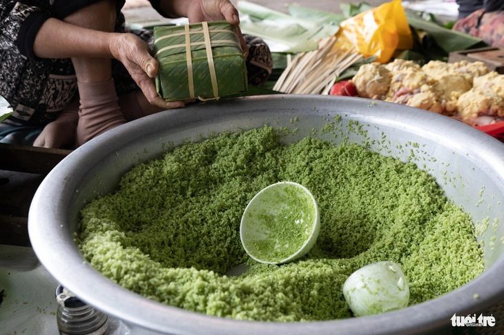 banh-chung-173787747706645731332 Mê bánh chưng nhưng ăn sao để tránh béo phì lại kiểm soát đường huyết - Ảnh 1.