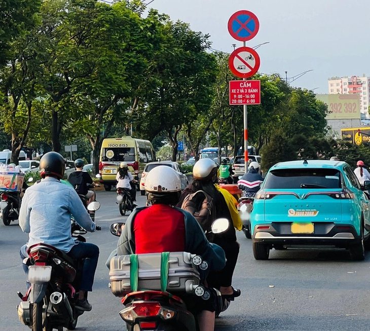 base64-1730967806834926025094 Đừng thấy người ta bỏ phố về quê rồi về theo phong trào - Ảnh 1.