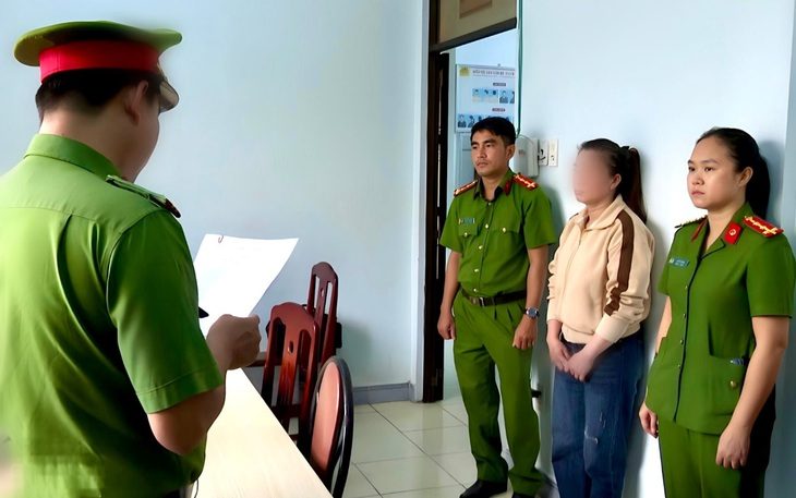 Bộ Công an đề xuất thu thập mống mắt, ADN, giọng nói của người bị tạm giam, tạm giữ- Ảnh 1. Công an tỉnh Bạc Liêu khởi tố, bắt tạm giam một bị can - Ảnh: Công an tỉnh Bạc Liêu