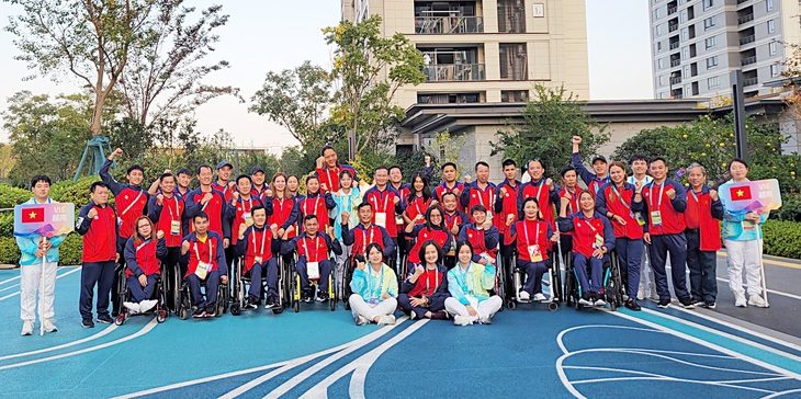 Bế mạc Asian Para Games 4: Kỳ đại hội không thành công với thể thao Việt Nam - Ảnh 1. Đoàn thể thao người khuyết tật Việt Nam tại Asian Para Games 4 - Ảnh: NGỌC HÙNG