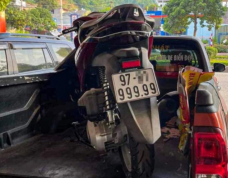 Cảnh sát giao thông khuyến cáo: Mua bán xe không sang tên đổi chủ sẽ bị phạt- Ảnh 1. Cảnh sát giao thông khuyến cáo: Mua bán xe không sang tên đổi chủ sẽ bị phạt - Ảnh 1.