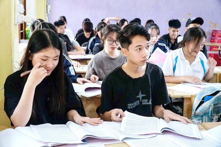 hoc-them-mien-phi-1738550291789771974600 Các chính sách sẽ có hiệu lực từ 14-2 - Ảnh 1.