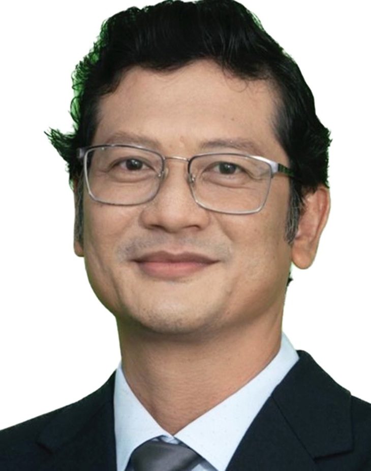 'Cấm dừng cấm đậu' ngay chỗ ở, dừng xe vào nhà bị phạt nguội, đúng hay sai?- Ảnh 1. Luật sư NGUYỄN PHONG PHÚ