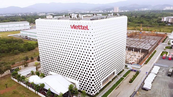 viettelll-1736083894310452961052 ‘Bộ ba’ Vietel, Mobifone, VNPT lãi lớn, hé lộ thu nhập nhân viên bỏ xa nhiều ngân hàng - Ảnh 1.